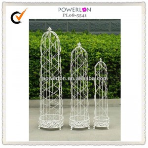 Classic decorative wrought iron black flower trellis